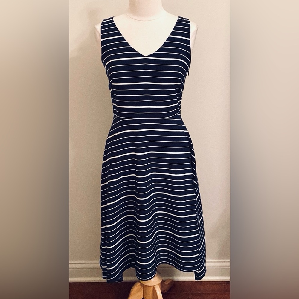 Tommy Hilfiger Navy Blue White Stripes 4 Effortless Chic Nautical Skater Dress
